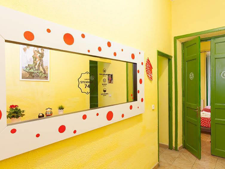 Hostal Bahia Madrid Eksteriør bilde